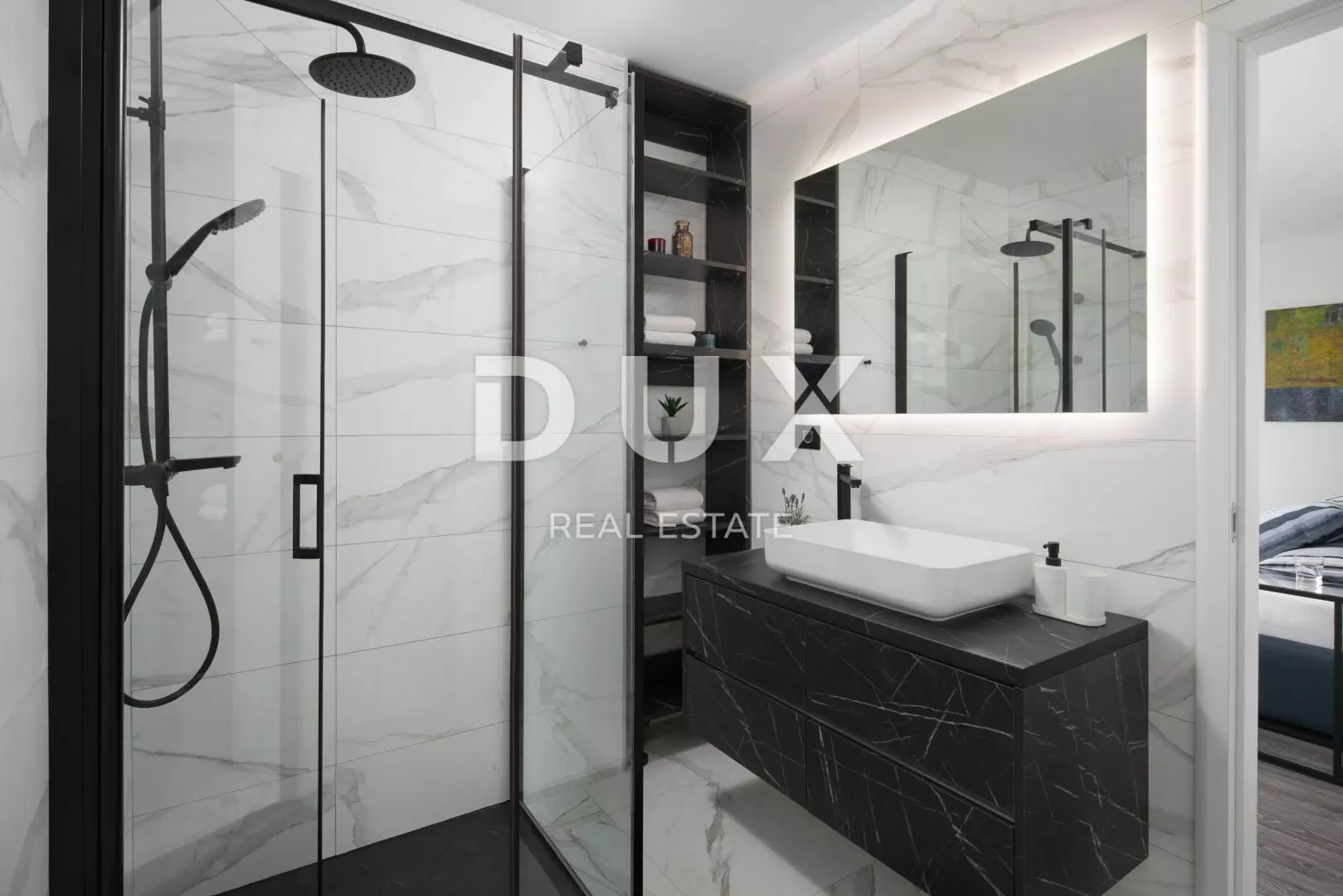 4-bedroom Villa In Flengi, Croatia (203 M²)