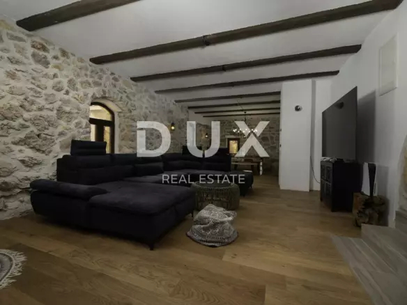 3-bedroom Villa In Risika, Croatia (257 M²)