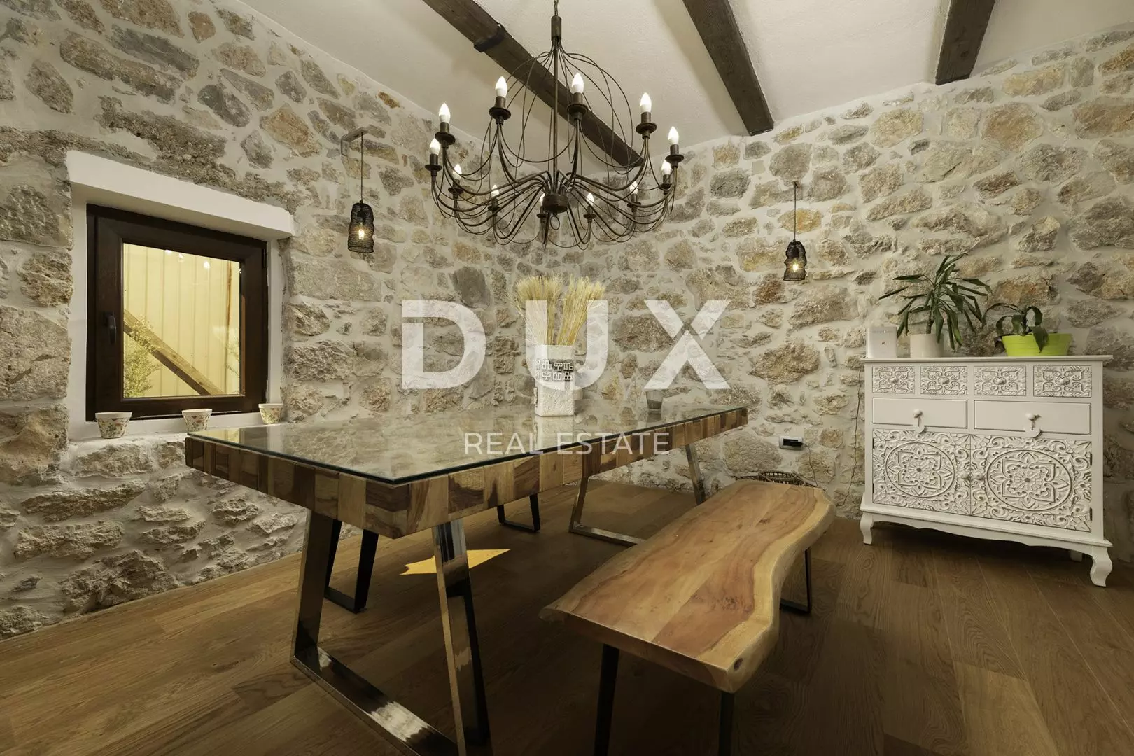3-bedroom Villa In Risika, Croatia (257 M²)