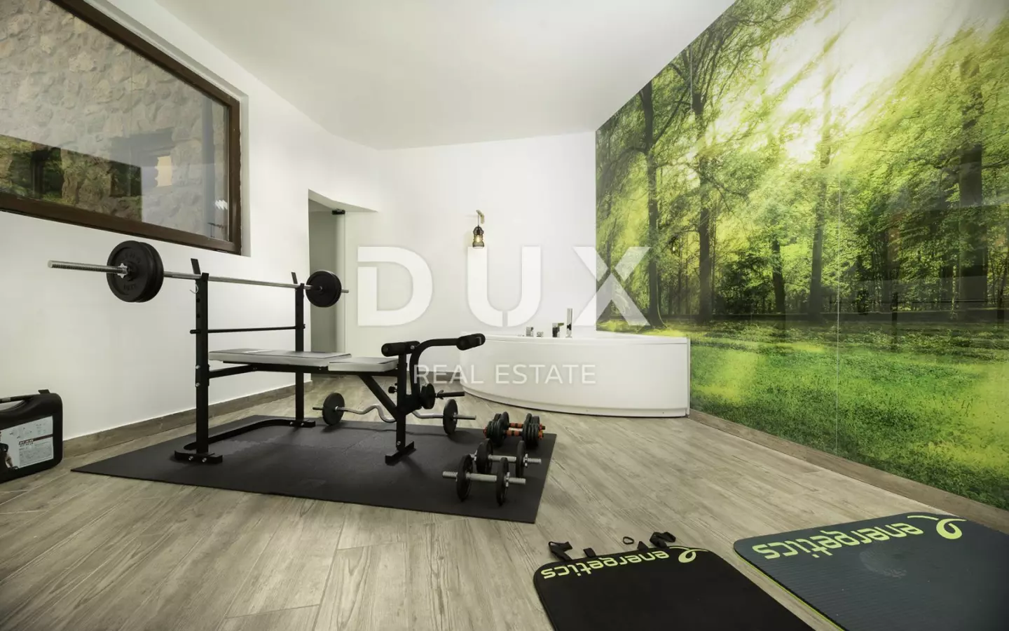 3-bedroom Villa In Risika, Croatia (257 M²)