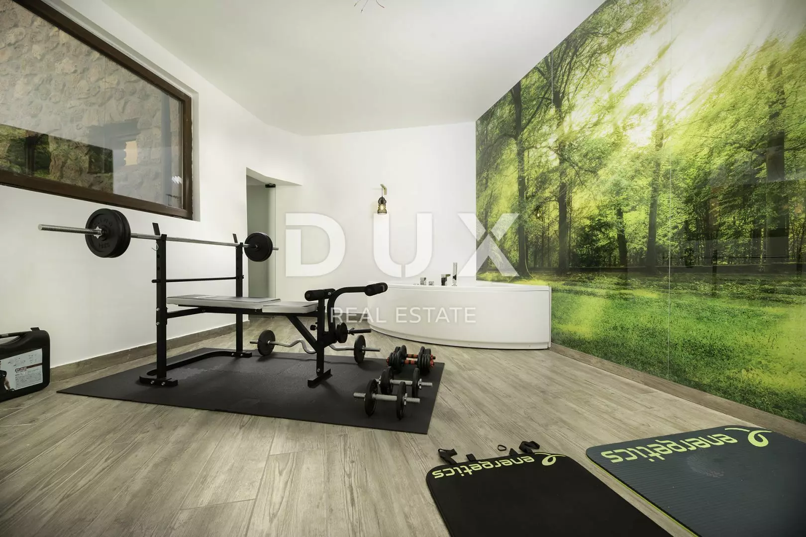 3-bedroom Villa In Risika, Croatia (257 M²)