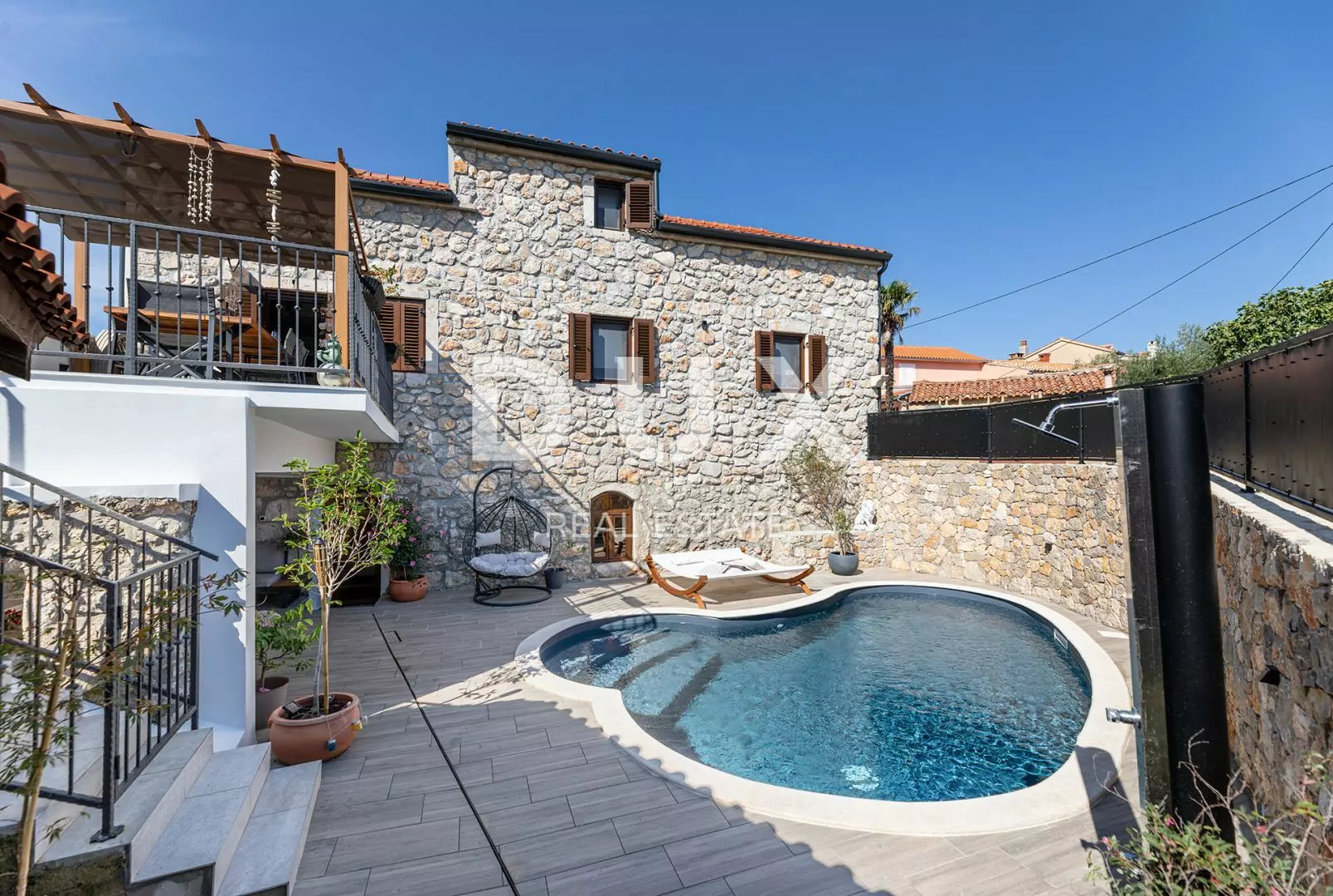 3-bedroom Villa In Risika, Croatia (257 M²)