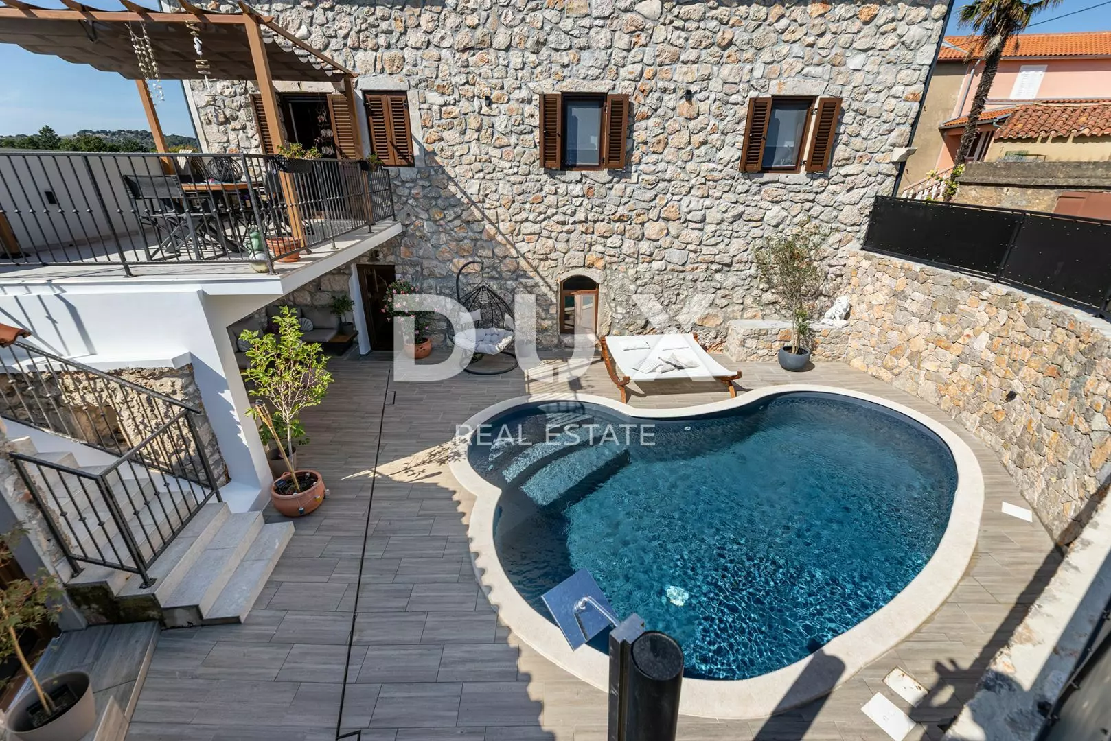 3-bedroom Villa In Risika, Croatia (257 M²)