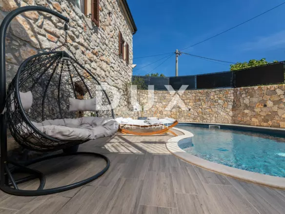 3-bedroom Villa In Risika, Croatia (257 M²)