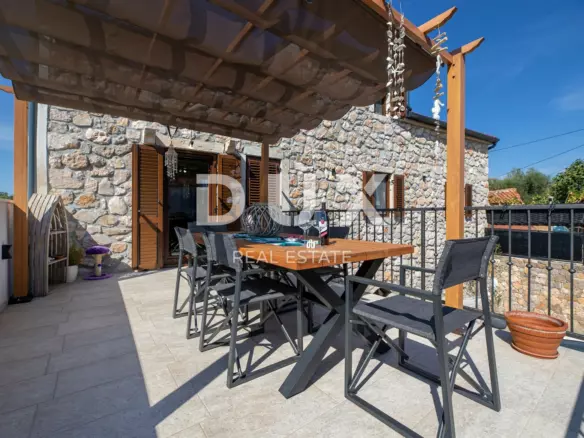 3-bedroom Villa In Risika, Croatia (257 M²)