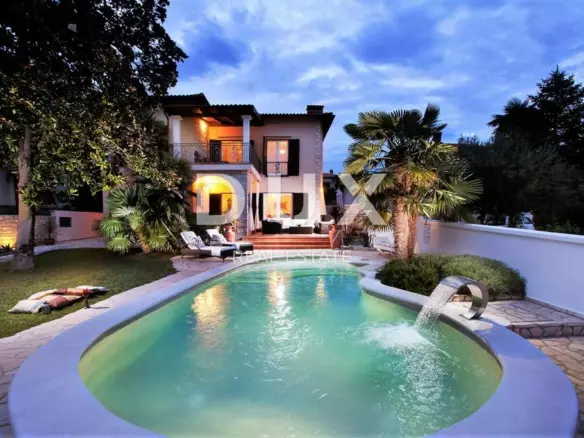 8-bedroom Villa In Umag, Croatia (480 M²)