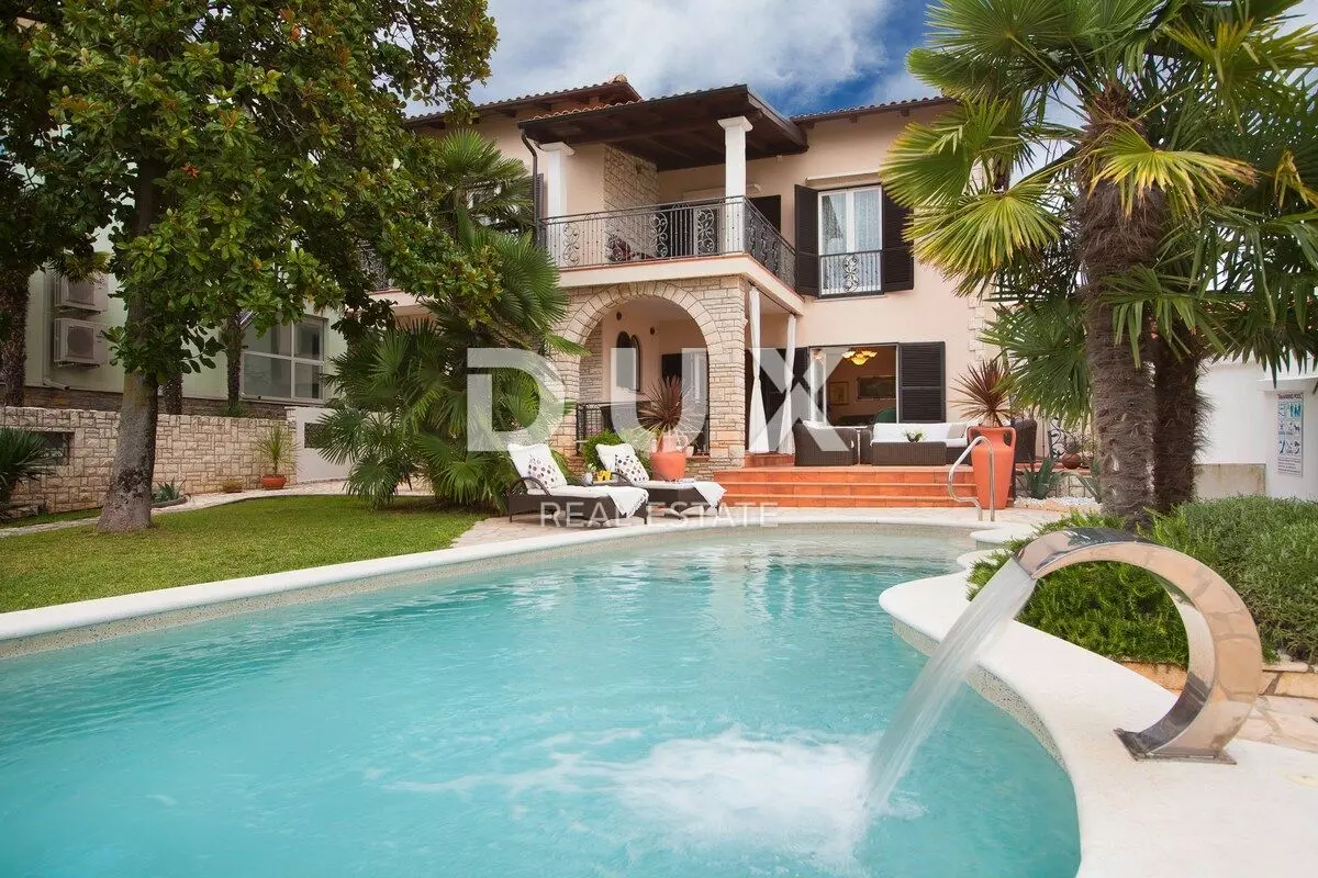 8-bedroom Villa In Umag, Croatia (480 M²)