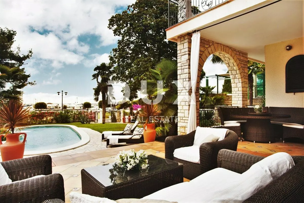 8-bedroom Villa In Umag, Croatia (480 M²)