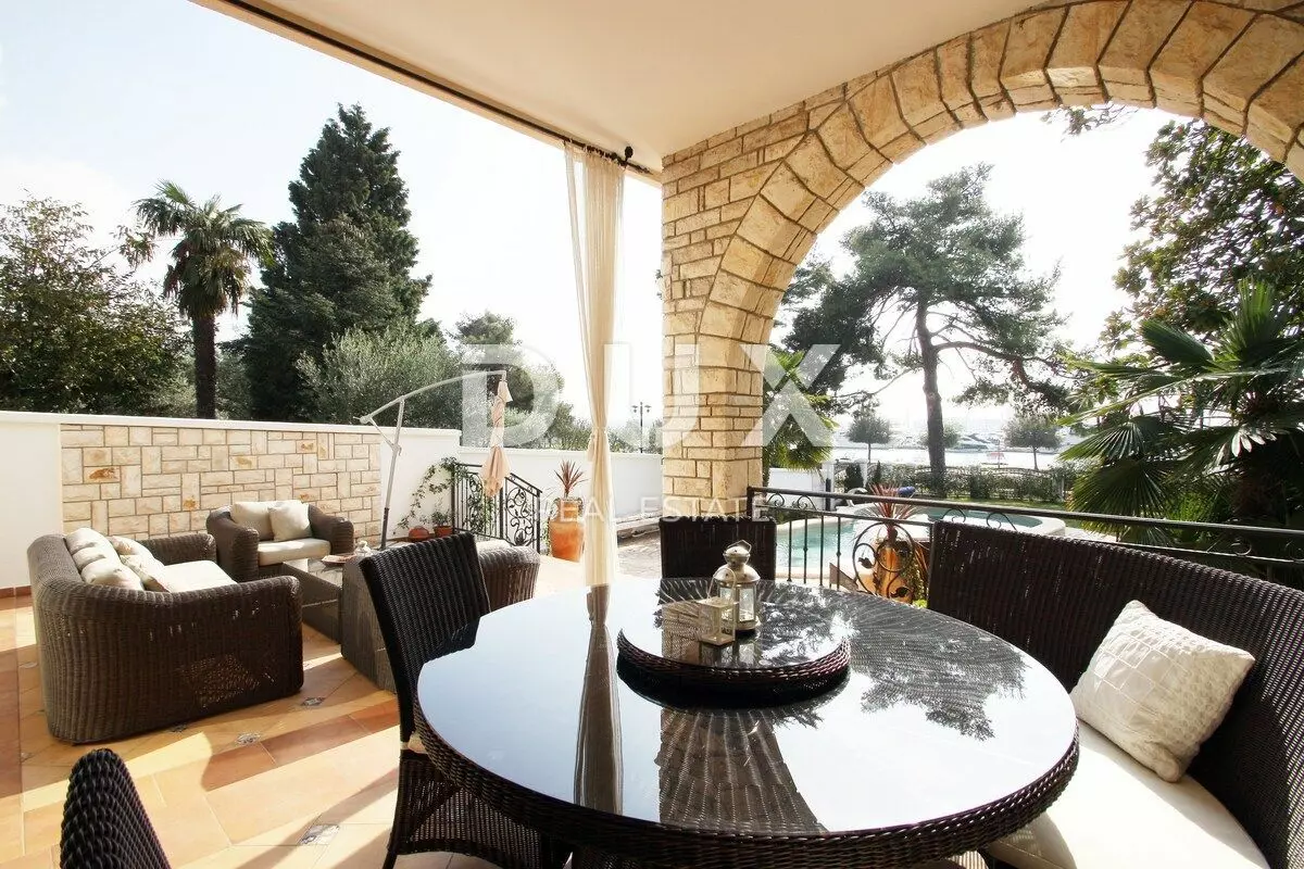 8-bedroom Villa In Umag, Croatia (480 M²)