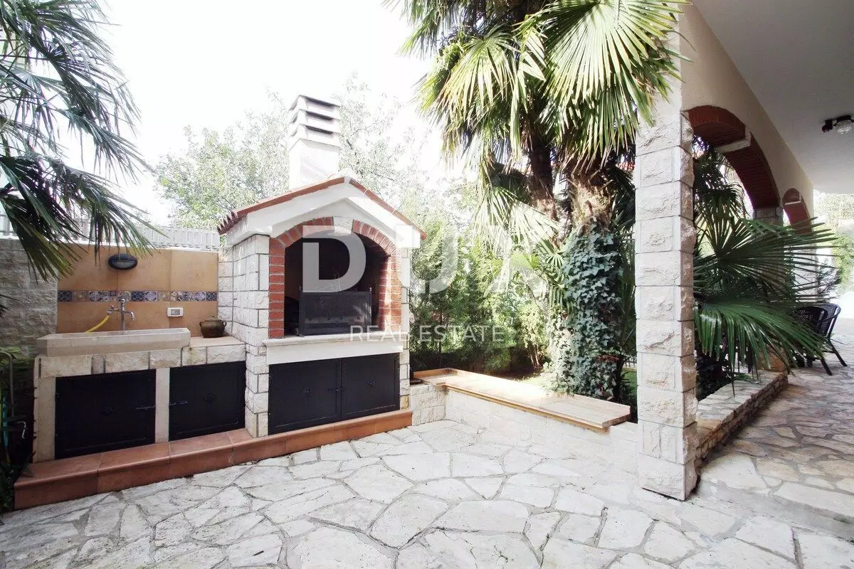 8-bedroom Villa In Umag, Croatia (480 M²)
