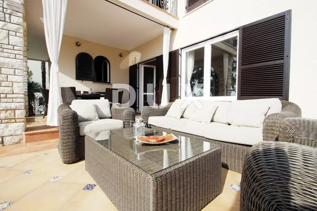 8-bedroom Villa In Umag, Croatia (480 M²)