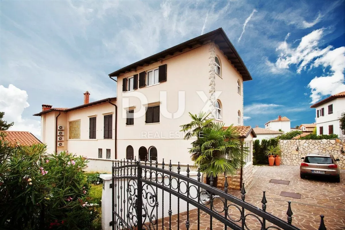 8-bedroom Villa In Umag, Croatia (480 M²)
