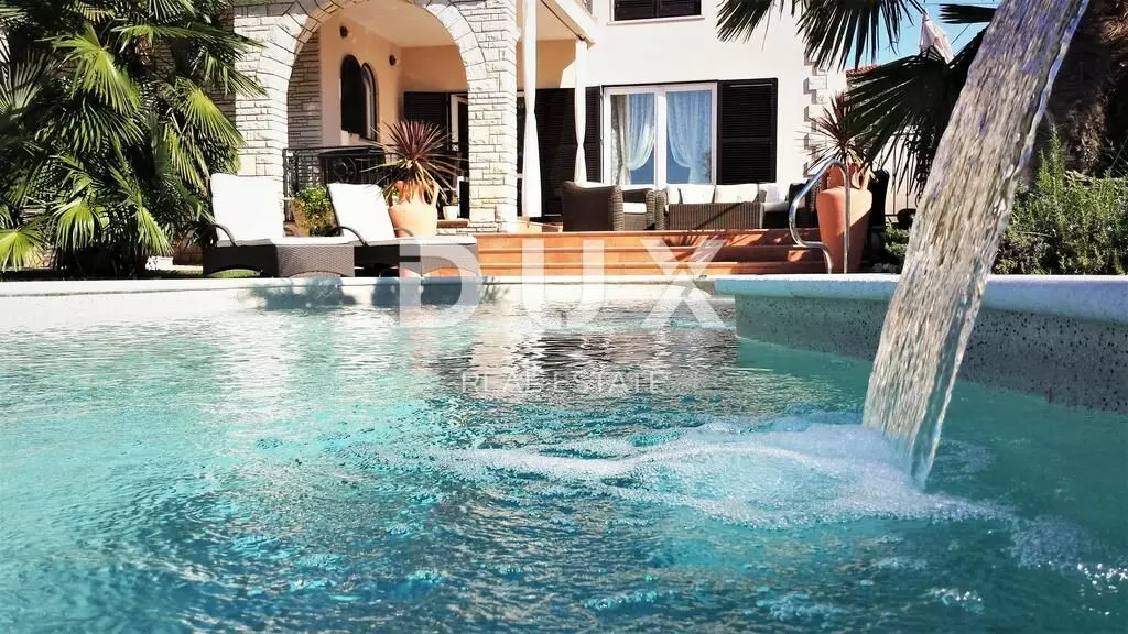 8-bedroom Villa In Umag, Croatia (480 M²)