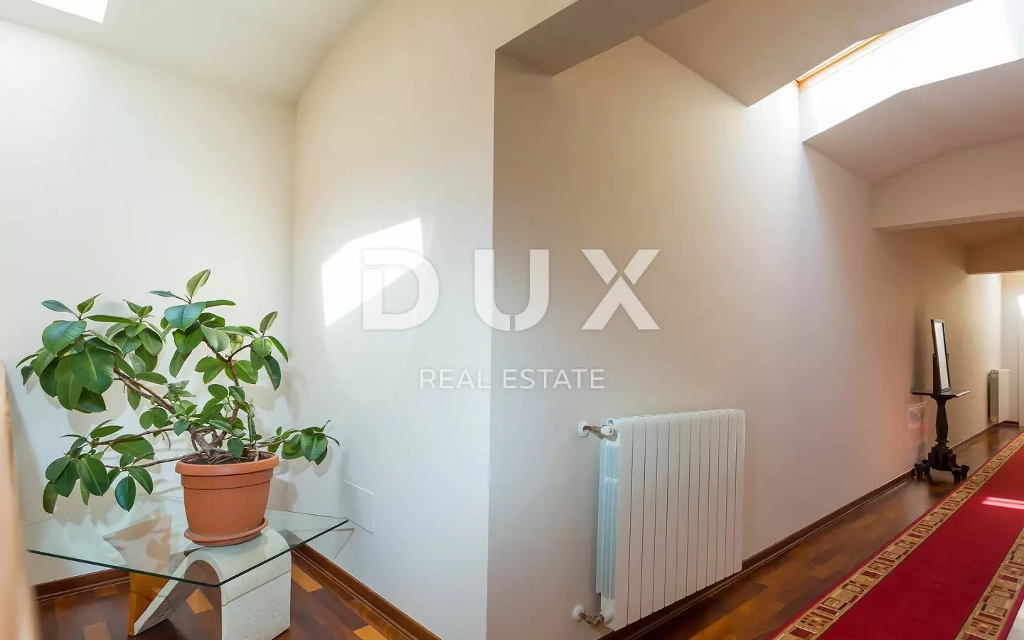 12-bedroom Detached House In Novigrad, Croatia (900 M²)