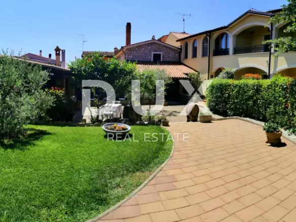12-bedroom Detached House In Novigrad, Croatia (900 M²)