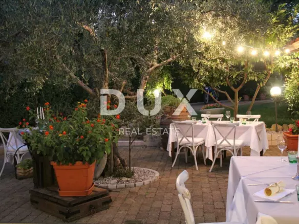 12-bedroom Detached House In Novigrad, Croatia (900 M²)