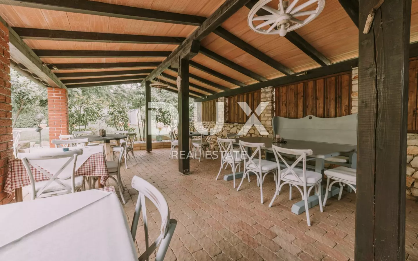 12-bedroom Detached House In Novigrad, Croatia (900 M²)