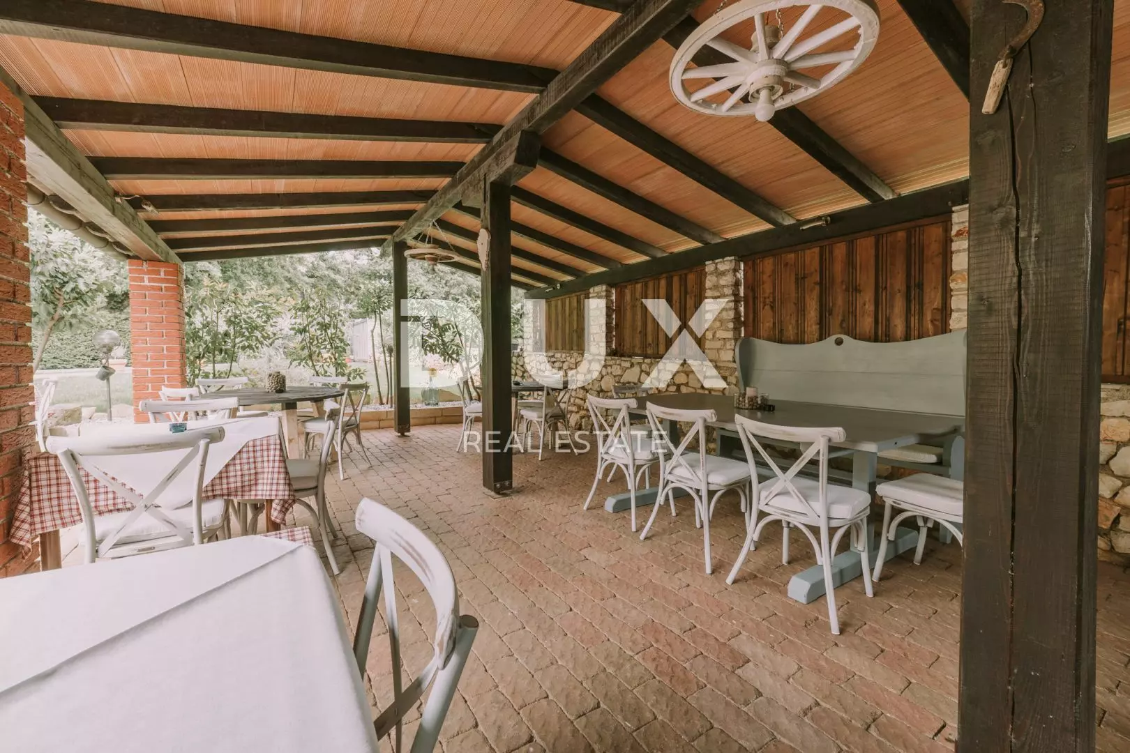 1652095783_kolo-8-of-66-1bc17c 12-bedroom Detached House In Novigrad, Croatia (900 M²)