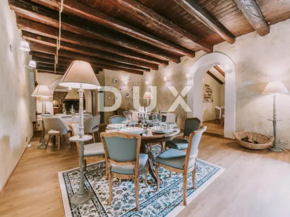 12-bedroom Detached House In Novigrad, Croatia (900 M²)
