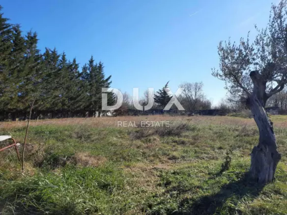 Land In Bratulići, Croatia (1.100 M²)