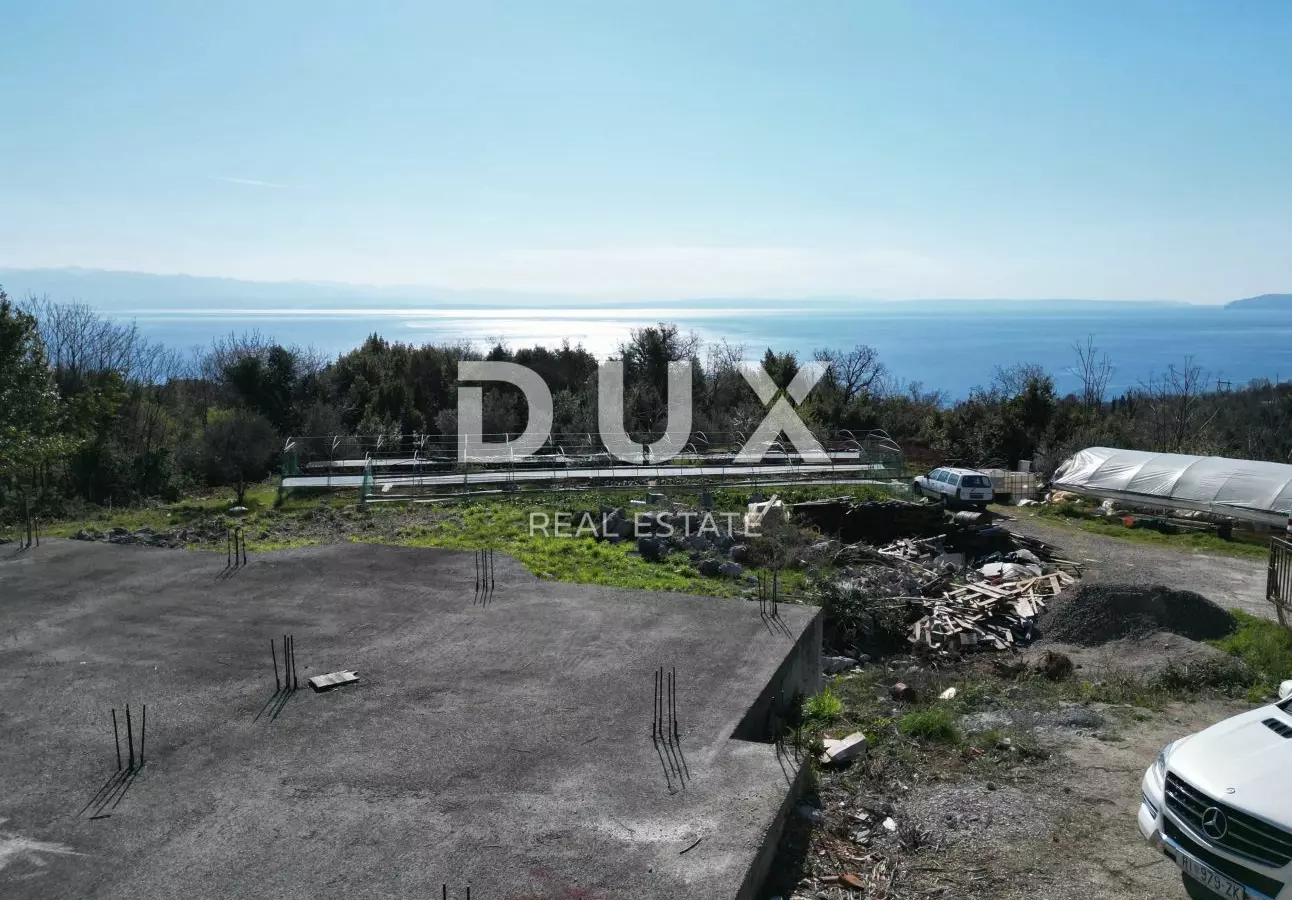 Land In Poljane, Croatia (905 M²)