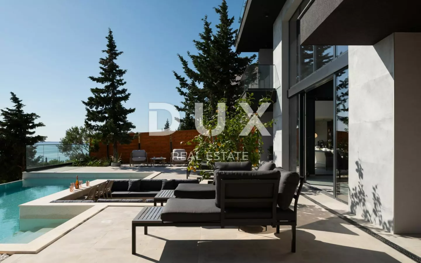 6-bedroom Villa In Starigrad, Croatia (250 M²)