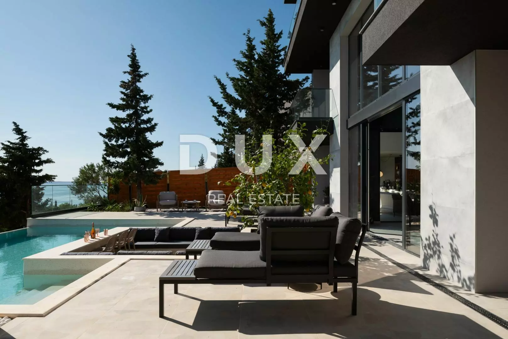 6-bedroom Villa In Starigrad, Croatia (250 M²)