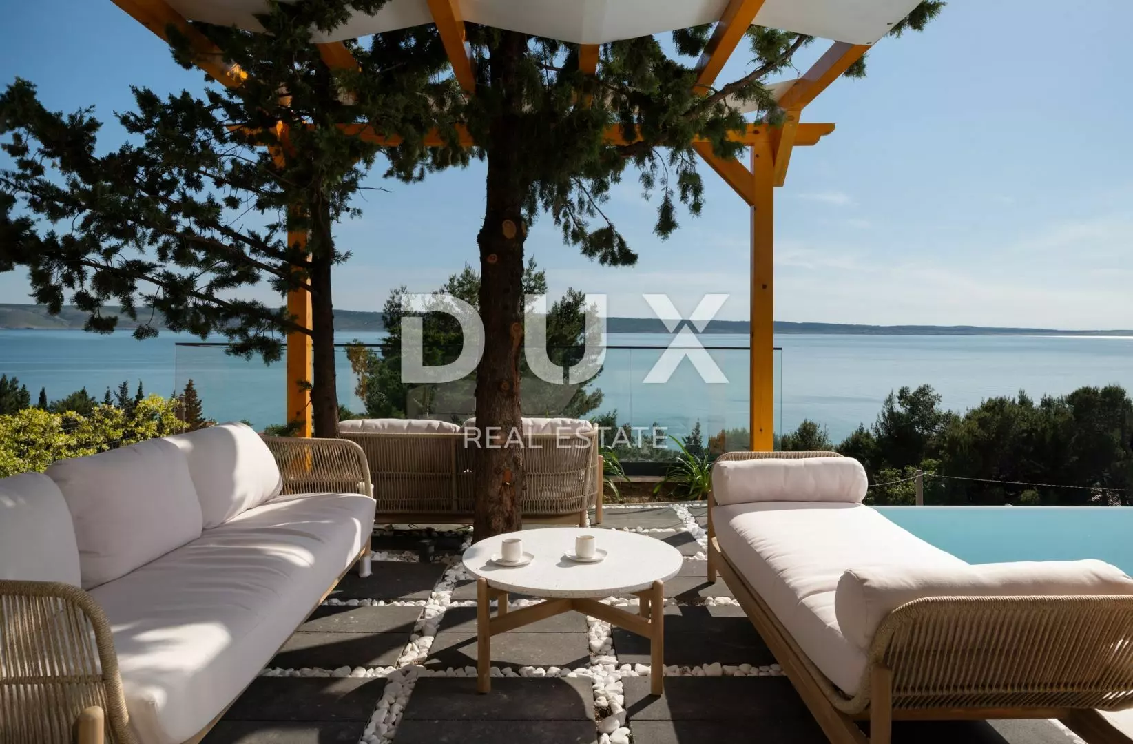 6-bedroom Villa In Starigrad, Croatia (250 M²)