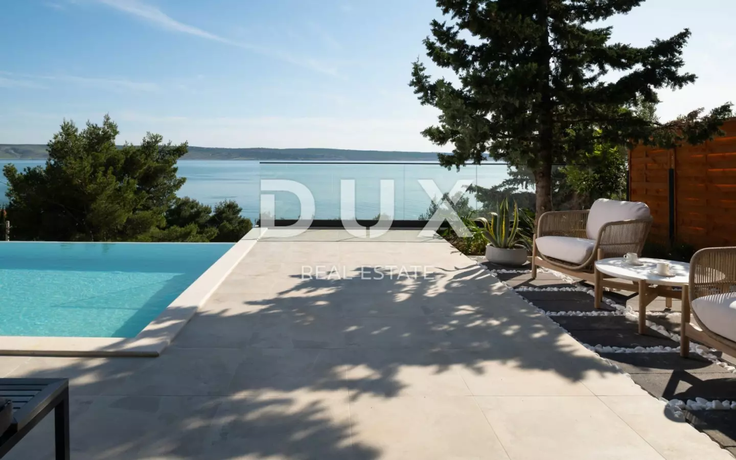 6-bedroom Villa In Starigrad, Croatia (250 M²)