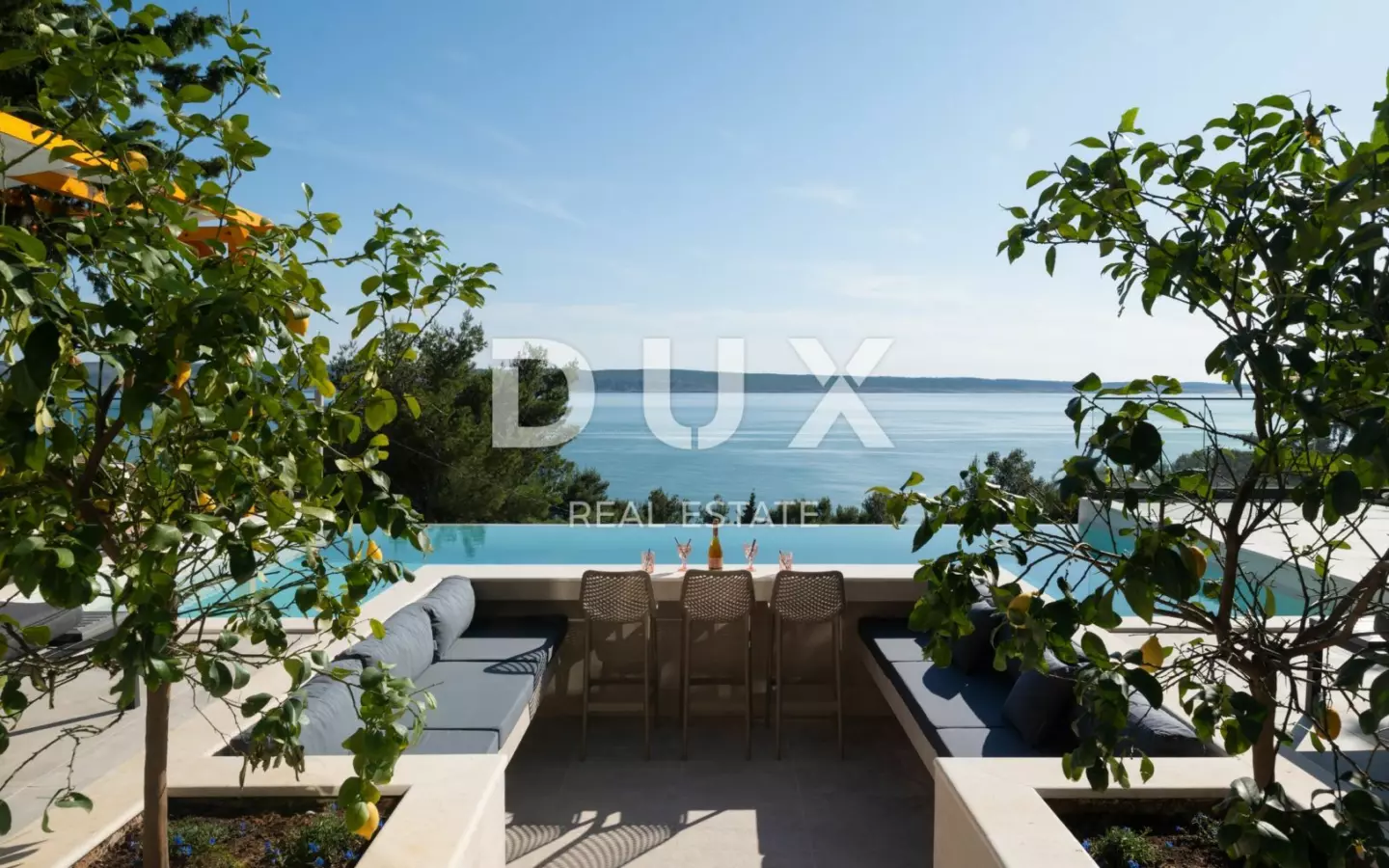 6-bedroom Villa In Starigrad, Croatia (250 M²)