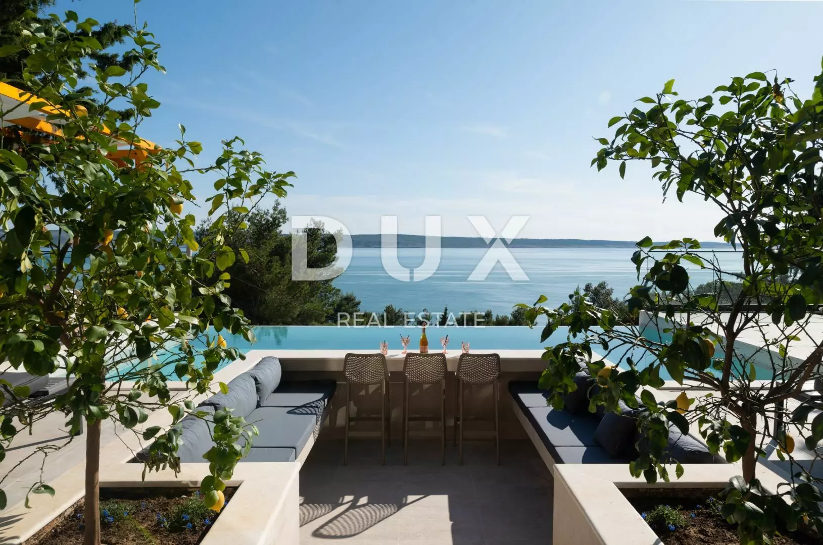 6-bedroom Villa In Starigrad, Croatia (250 M²)