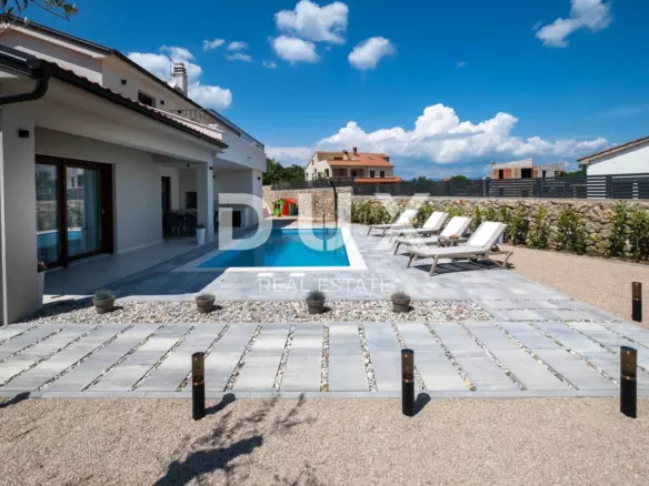 3-bedroom Villa In Muraj, Croatia (160 M²)