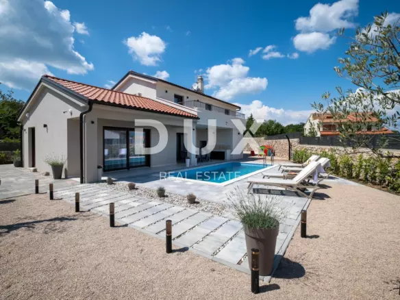 3-bedroom Villa In Muraj, Croatia (160 M²)