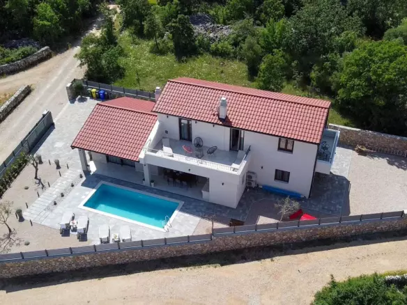 3-bedroom Villa In Muraj, Croatia (160 M²)