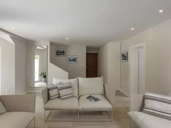 4-bedroom Villa In Brtonigla, Croatia (165 M²)