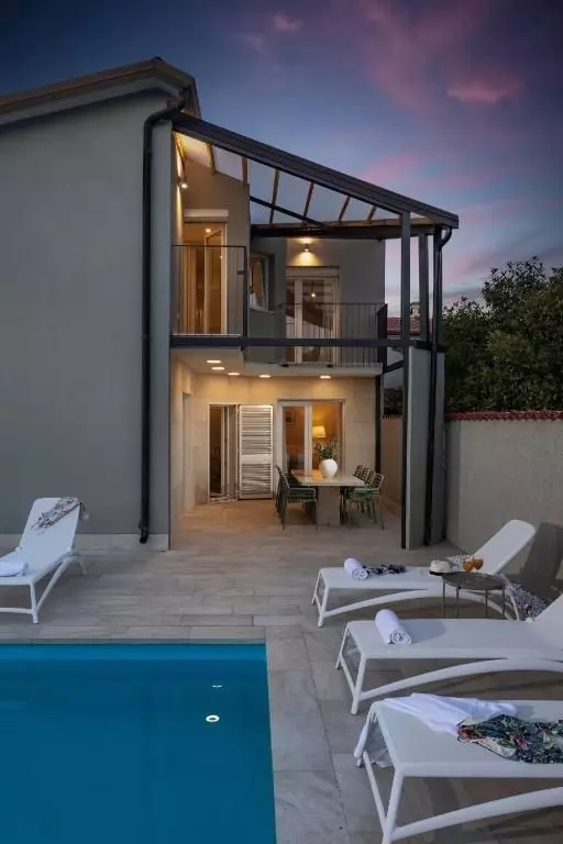 4-bedroom Villa In Brtonigla, Croatia (165 M²)