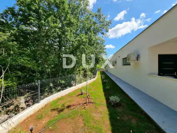 3-bedroom Villa In Svetvinčenat, Croatia (220 M²)
