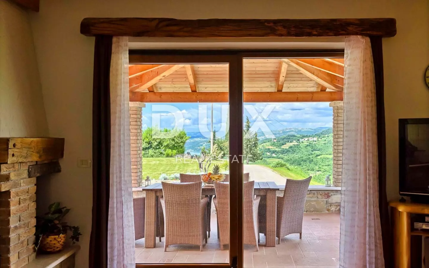 4-bedroom Detached House In Motovun, Croatia (300 M²)