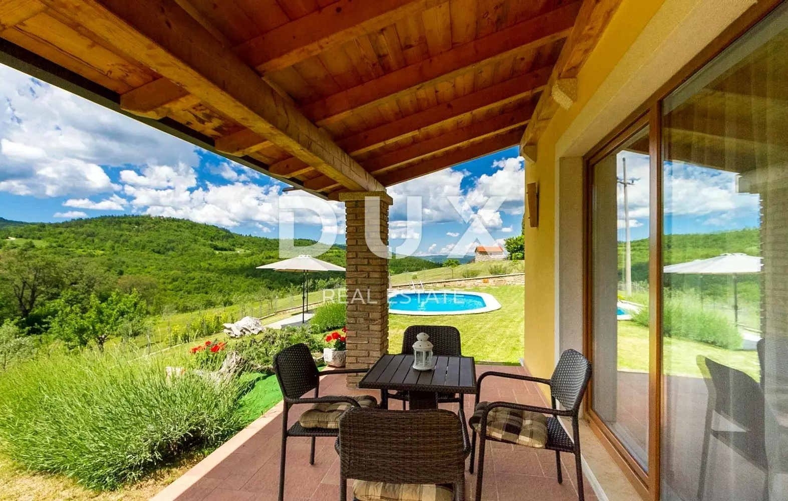 1700267106_croatia-istria-property-for-sale-8-4ddc55 4-bedroom Detached House In Motovun, Croatia (300 M²)
