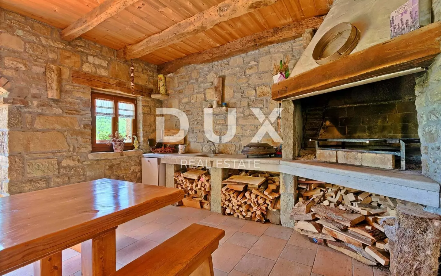 4-bedroom Detached House In Motovun, Croatia (300 M²)
