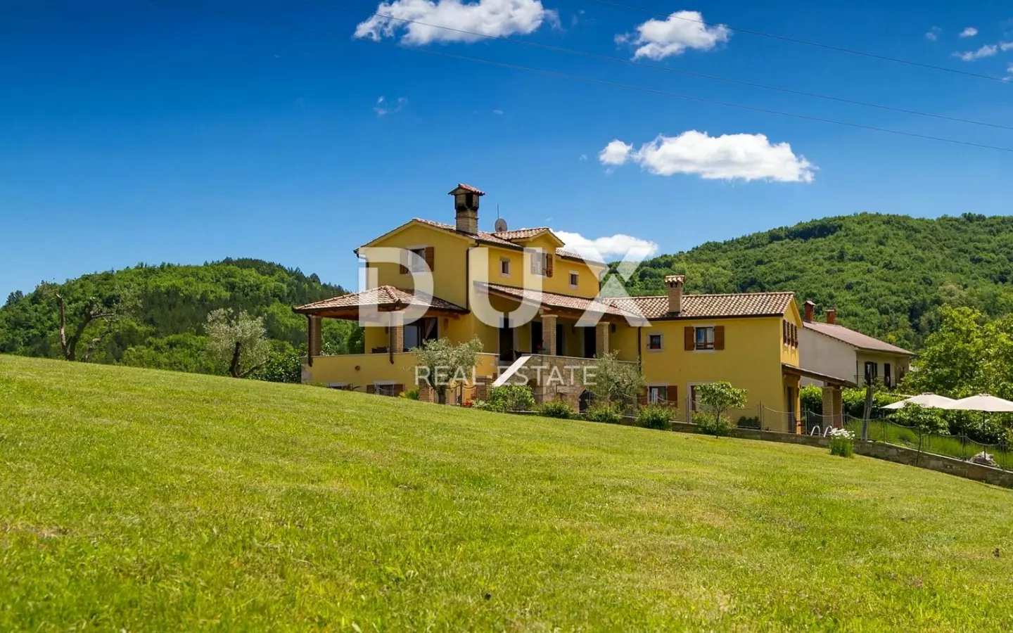 4-bedroom Detached House In Motovun, Croatia (300 M²)