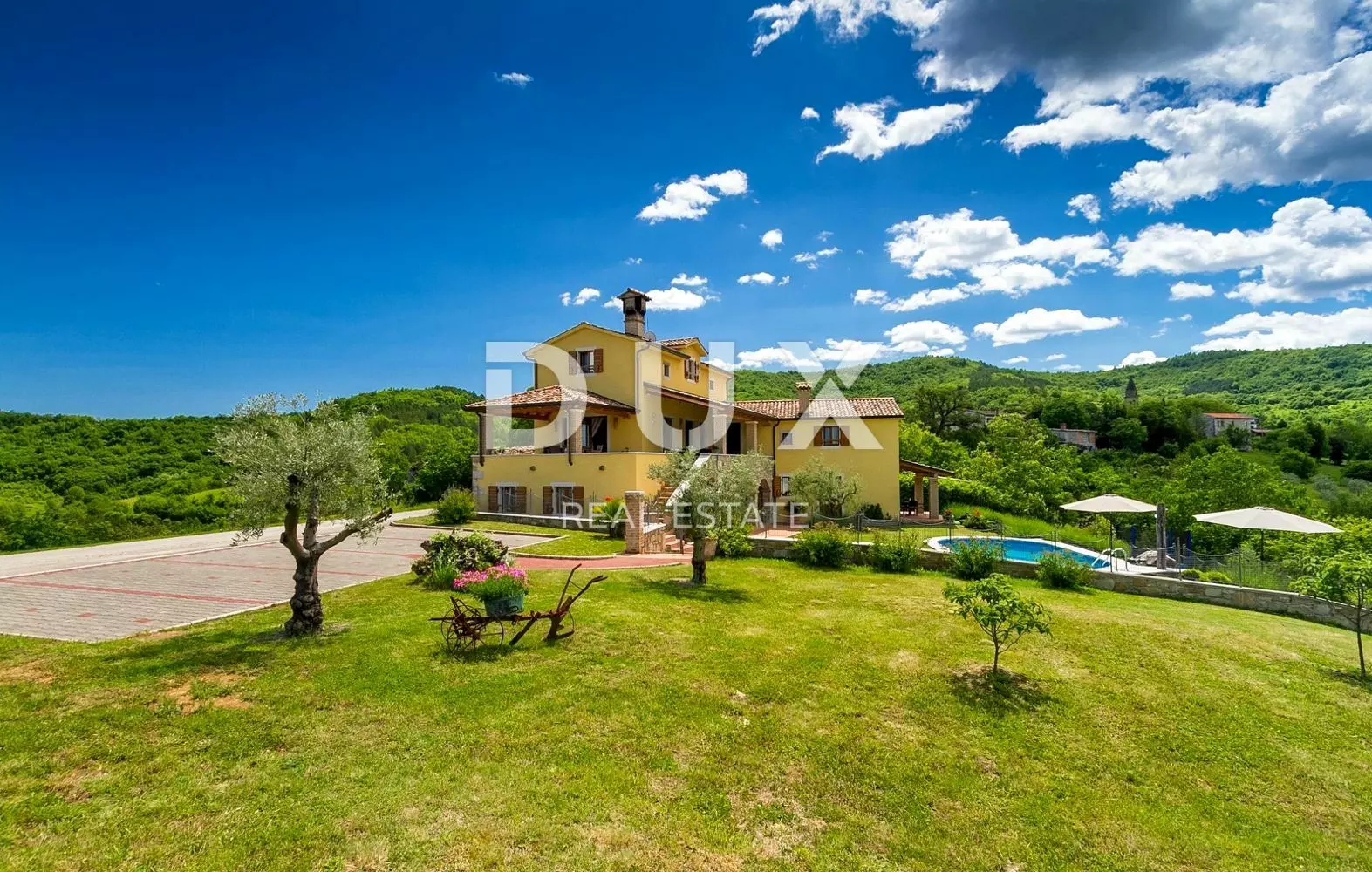 1700267157_kroatien-istrien-immobilien-zum-verkauf-34-6952e8 4-bedroom Detached House In Motovun, Croatia (300 M²)