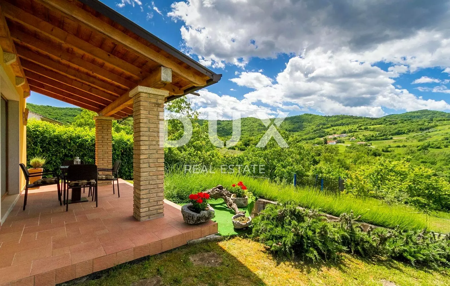 1700267180_croatia-istria-real-estate-for-sale-64-f53d87 4-bedroom Detached House In Motovun, Croatia (300 M²)