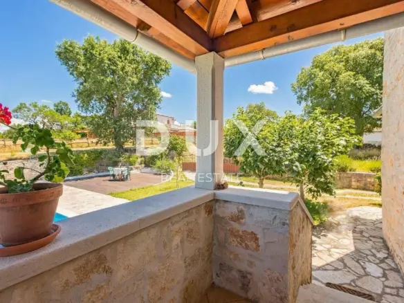 7-bedroom Villa In Višnjan, Croatia (317 M²)