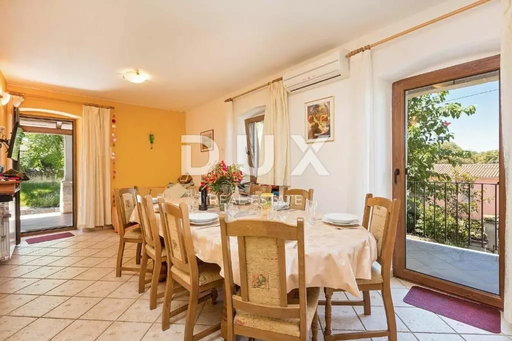 7-bedroom Villa In Višnjan, Croatia (317 M²)