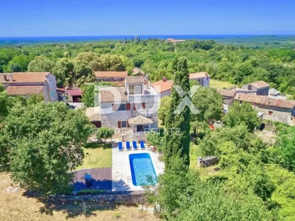 7-bedroom Villa In Višnjan, Croatia (317 M²)