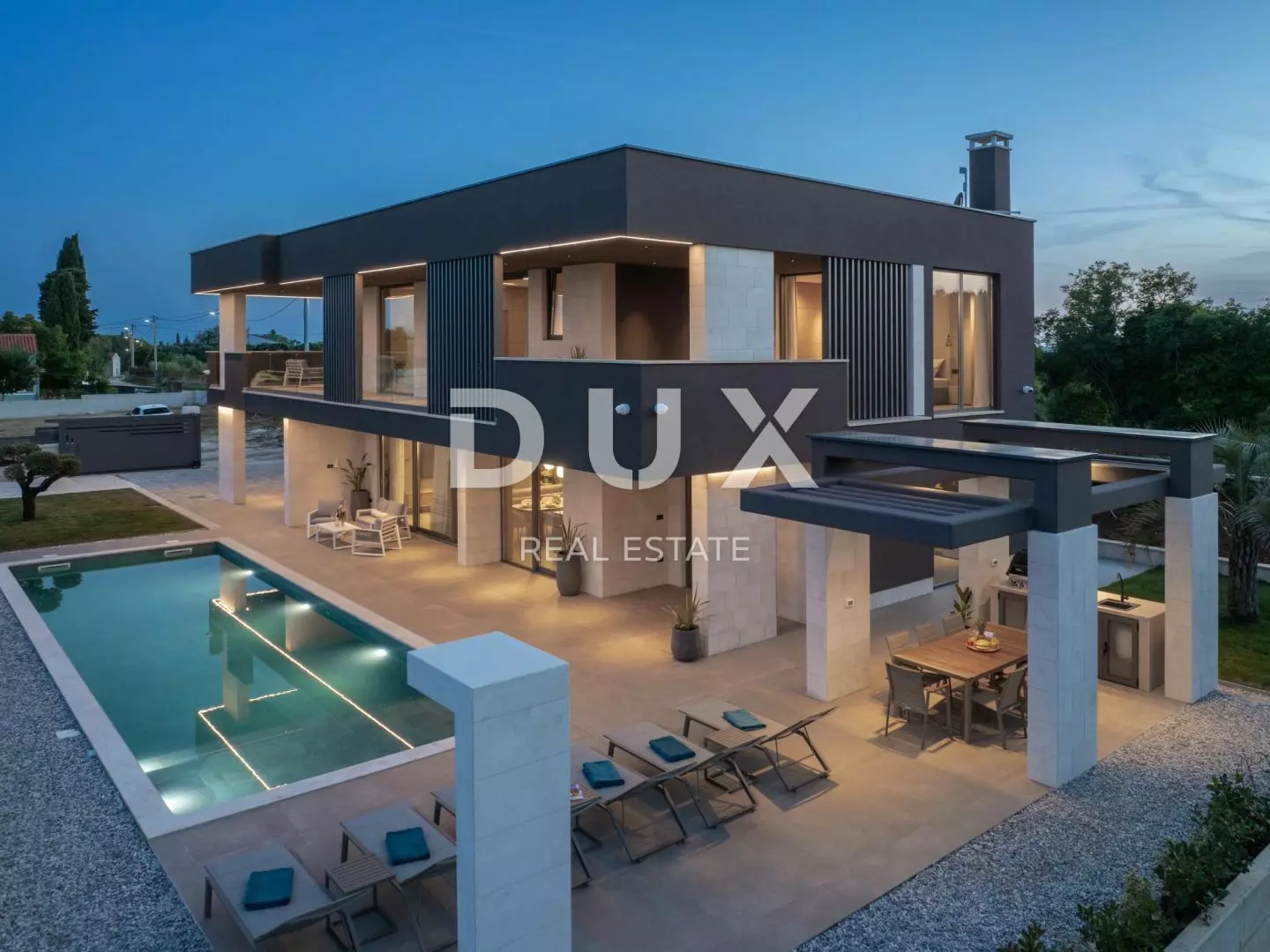 3-bedroom Villa In Krnica, Croatia (292 M²)