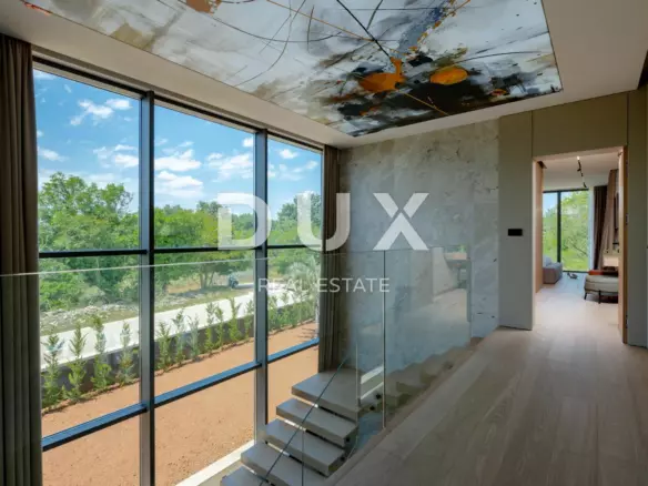 3-bedroom Villa In Krnica, Croatia (292 M²)