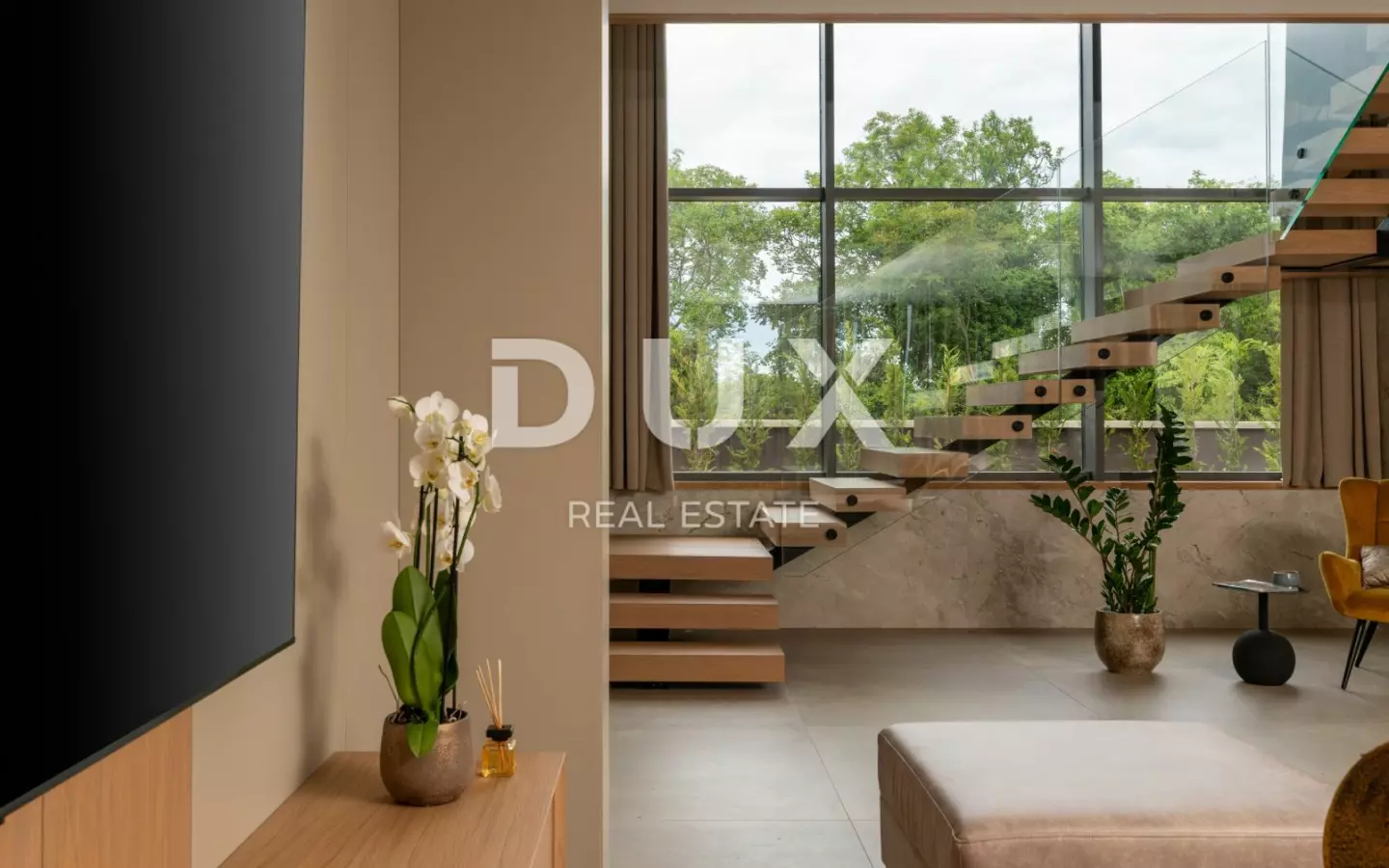 3-bedroom Villa In Krnica, Croatia (292 M²)