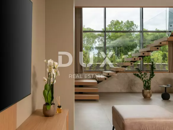 3-bedroom Villa In Krnica, Croatia (292 M²)